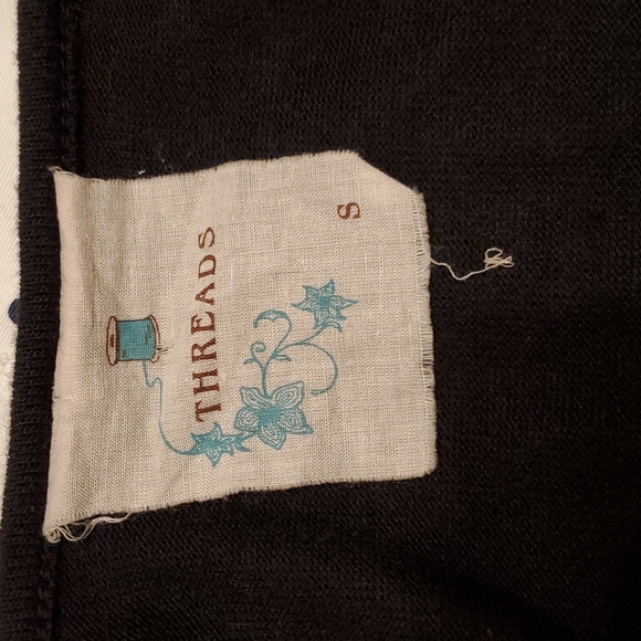 Black & White Asymmetrical Vest - Picture 4 of 5